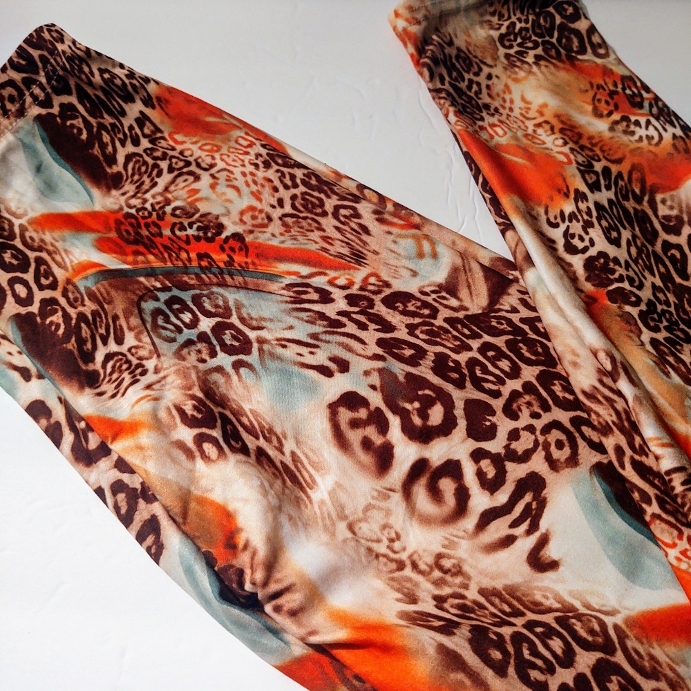 Beautiful Animal Print/Color Swirl Legging